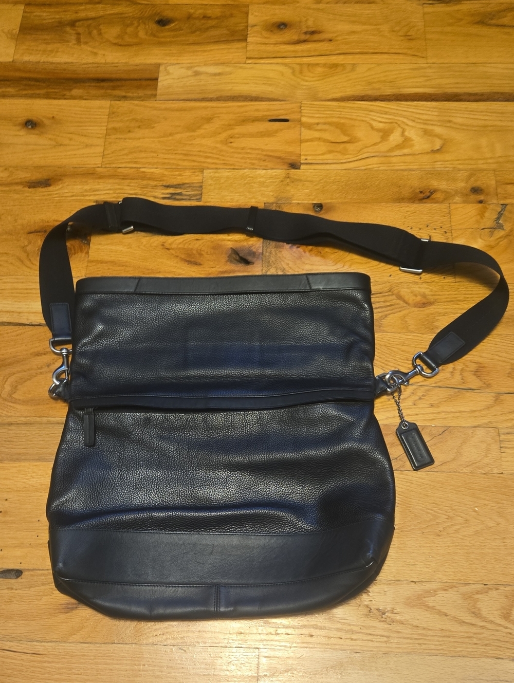 Coach Cross Body Purse With Adjustable Strap